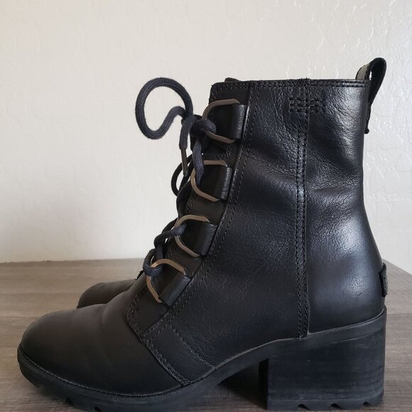 Sorel Cate Waterproof Leather Lace-Up Block Heel Ankle Boots Black 7 Biker Moto - Picture 3 of 12